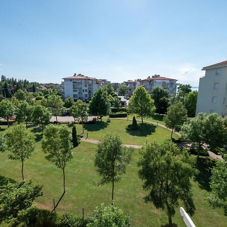 שיופוק Lakeside Family Apartment מראה חיצוני תמונה