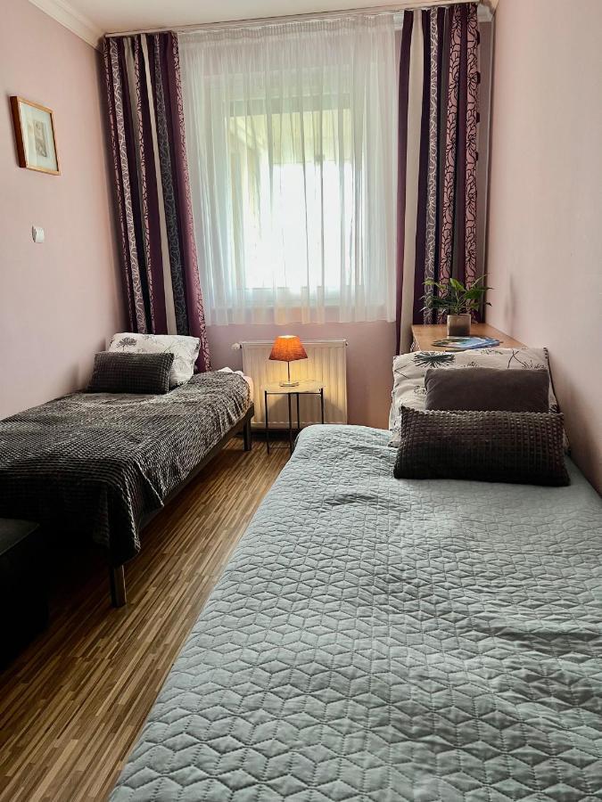 שיופוק Lakeside Family Apartment מראה חיצוני תמונה