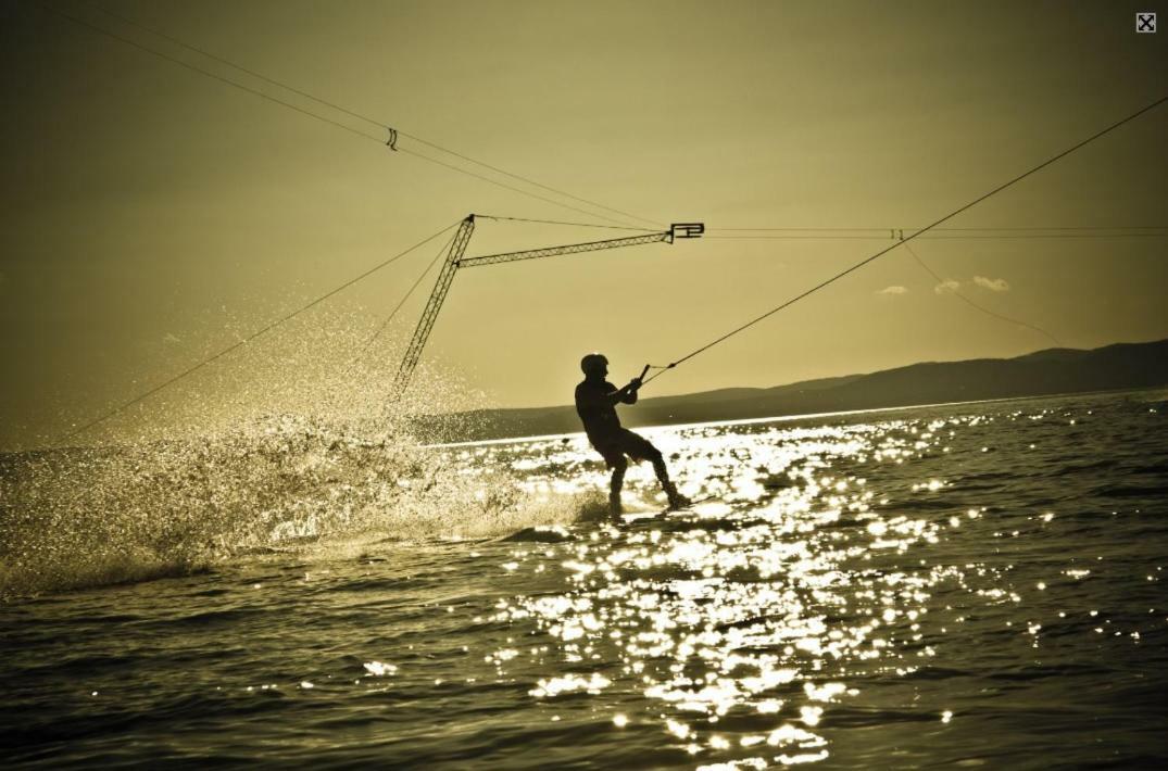 שיופוק Lakeside Family Apartment מראה חיצוני תמונה